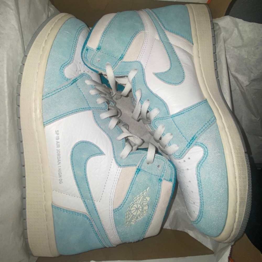 Air Jordan 1 High OG Turbo Green